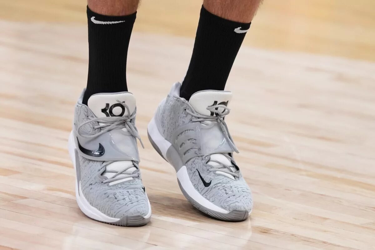 Mar 5, 2024; Toronto, Ontario, CAN; A general view of the basketball shoes of New Orleans Pelicans center Jonas Valanciunas (17) against the Toronto Raptors during the warmup before a game at Scotiabank Arena. Mandatory Credit: Nick Turchiaro-USA TODAY Sports