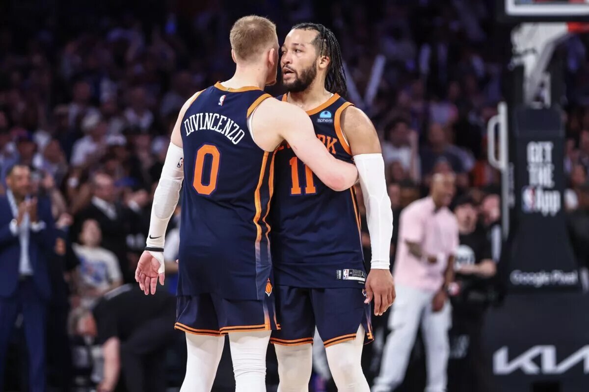Jalen Brunson surpassed Carmelo Anthony in New York Knicks playoff scoring.