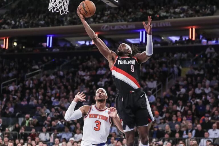 New York Knicks veteran Josh Hart guards Portland Trail Blazers scorer Jerami Grant