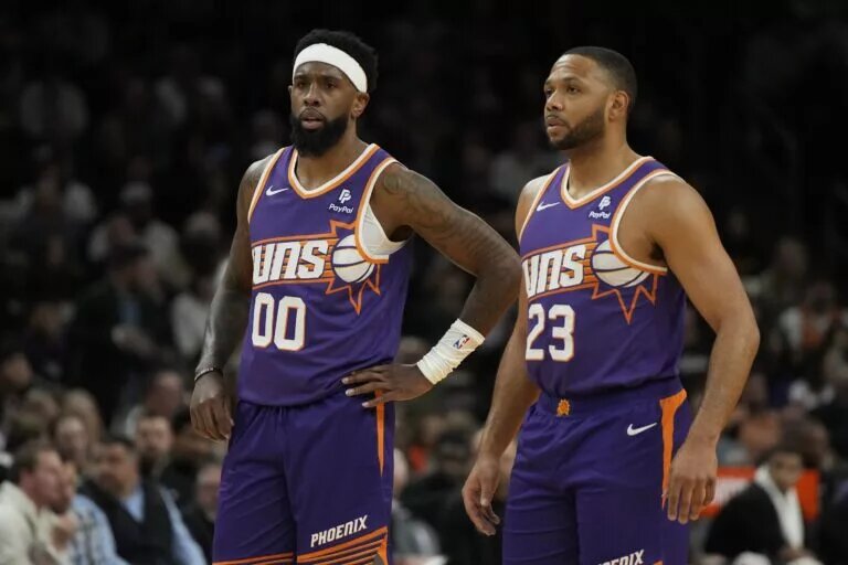 Eric Gordon will enter free agency after declining his player option.