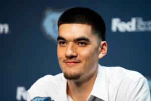 Memphis Grizzlies center Zach Edey, potential 2024 Rookie of the Year Award winner