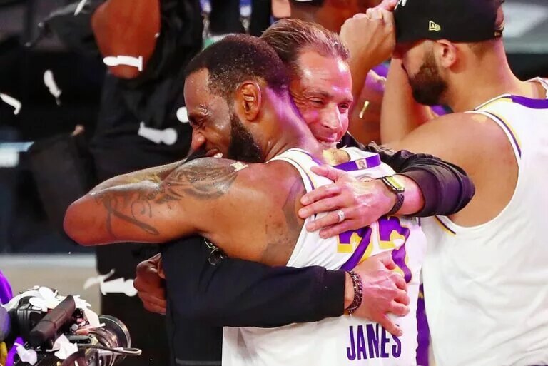 Los Angeles Lakers forward LeBron James