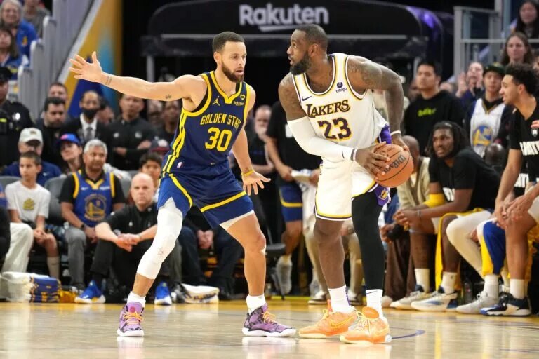 LeBron James and Steph Curry are both featured on ESPN's top 100 athletes of the decade.