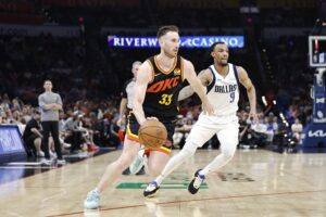 Gordon Hayward is an option for the 76ers open roster spot.
