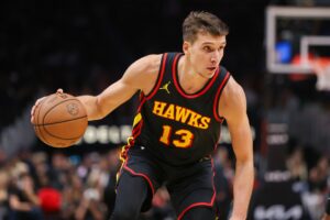 Atlanta Hawks guard Bogdan Bogdanovic plays against New York Knicks