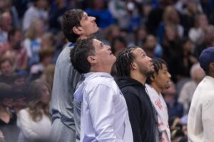 Dallas Mavericks majority owner Mark Cuban and New York Knicks point guard Jalen Brunson