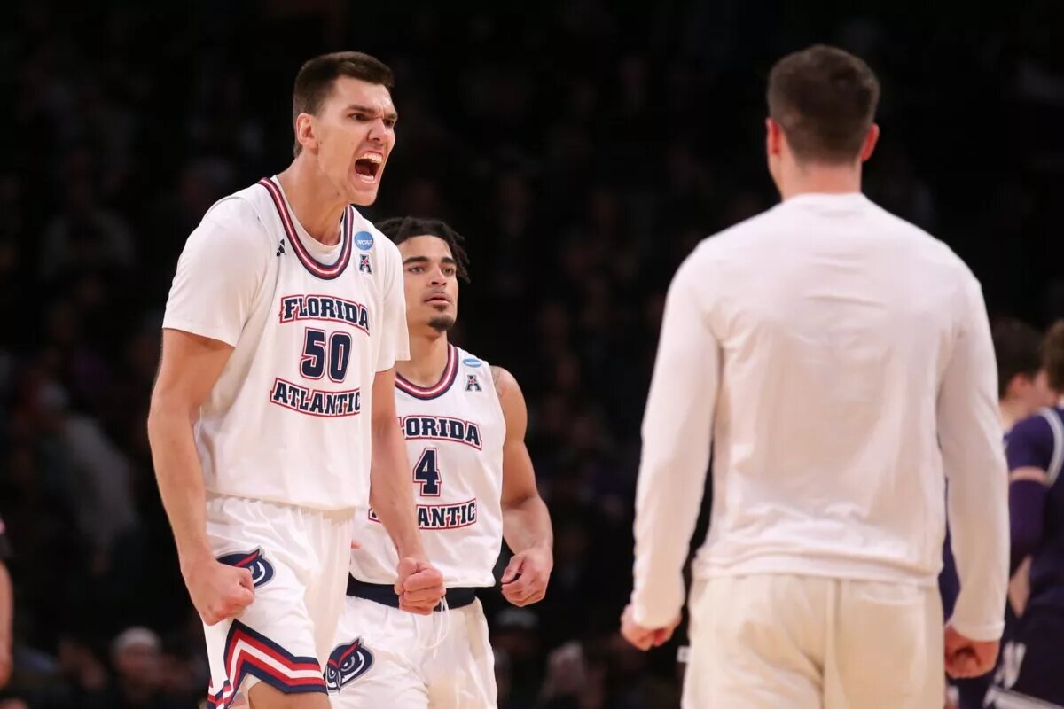 Vladislav Goldin is transferring to Michigan.