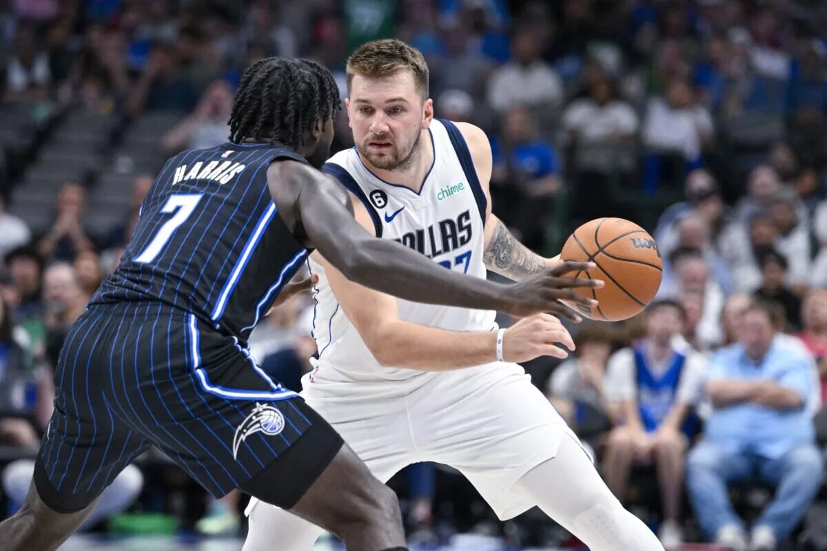 Former Orlando Magic wing Kevin Harris signs with the Atlanta Hawks