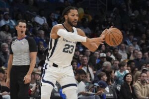 Former Memphis Grizzlies point guard Derrick Rose