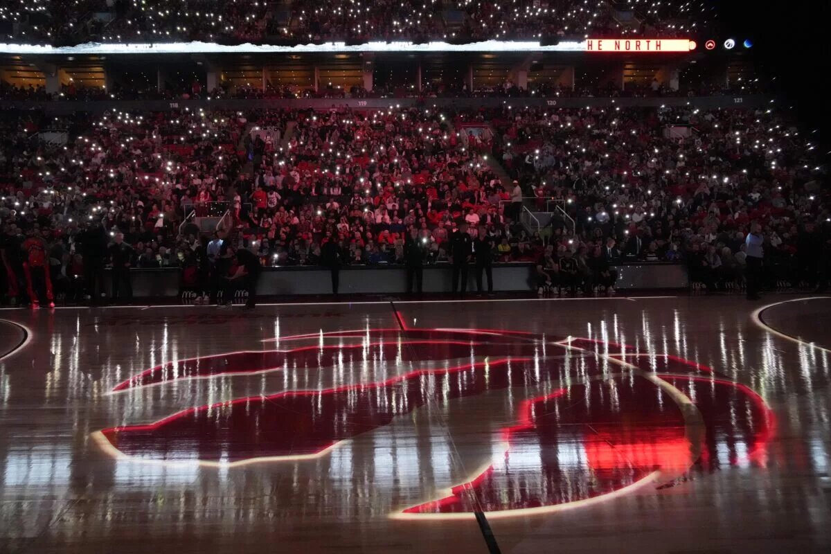 The Raptors are retiring Vince Carter's jersey.