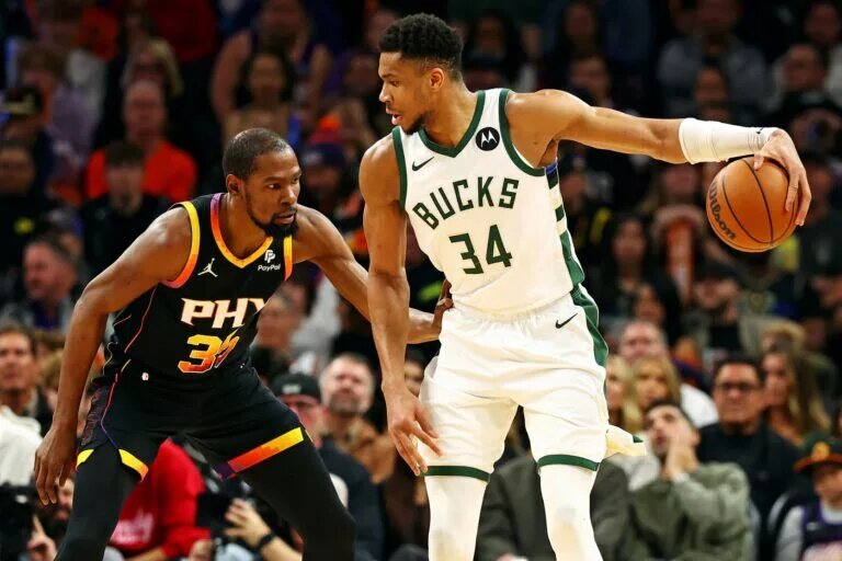 Giannis Antetokounmpo and Kevin Durant are two of the NBA's best power forwards.