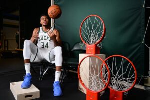 Milwaukee Bucks forward Giannis Antetokounmpo (34) poses for a picture during Media Day