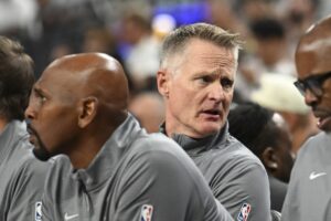 Golden State Warriors head coach Steve Kerr and assistant coach Jerry Stackhouse