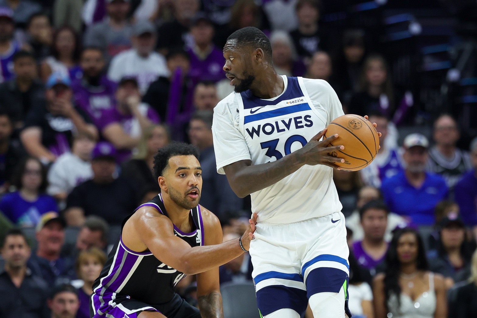 Julius Randle's scoring is central to the Timberwolves success.