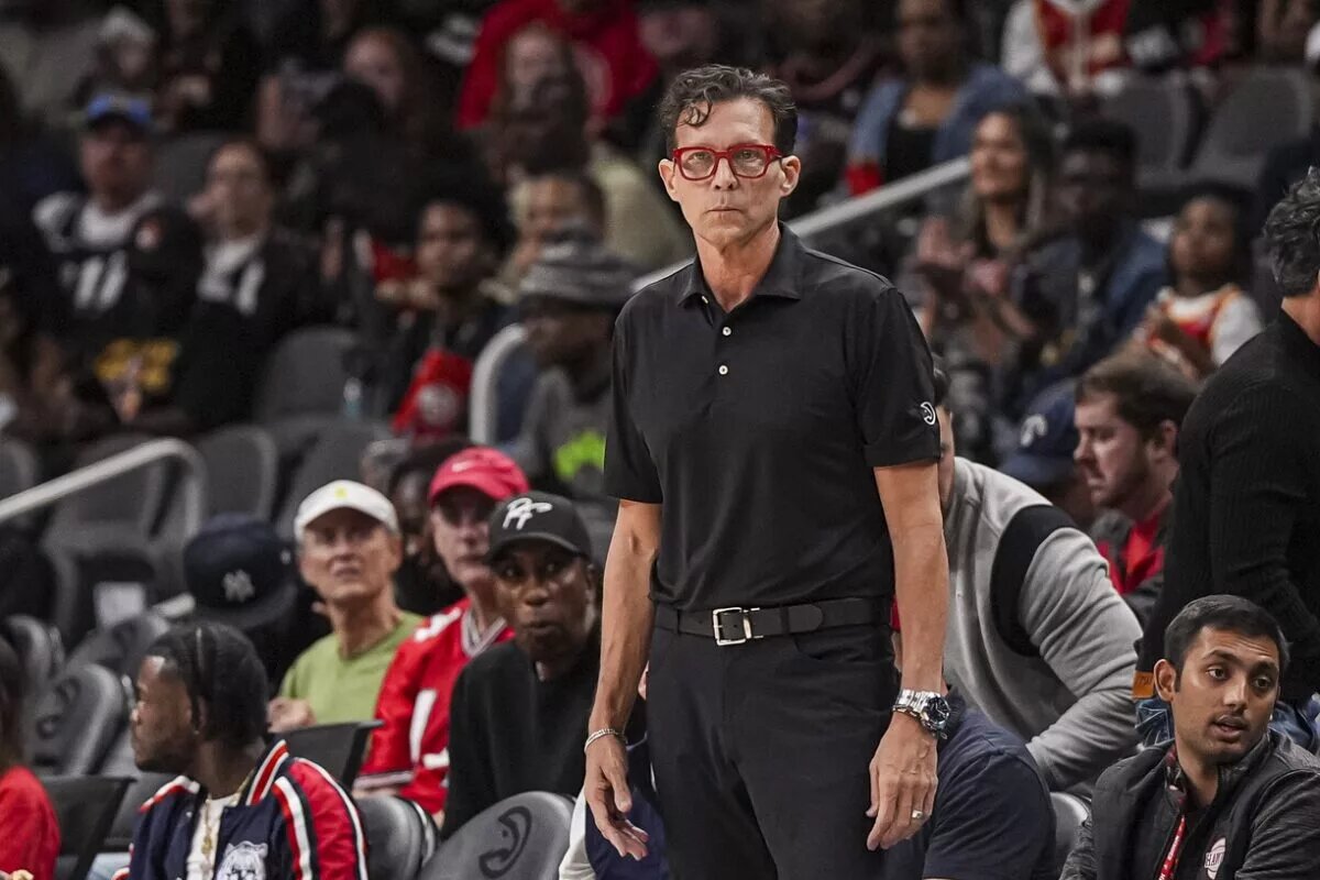 Atlanta Hawks head coach Quin Snyder on the court sideline during the game