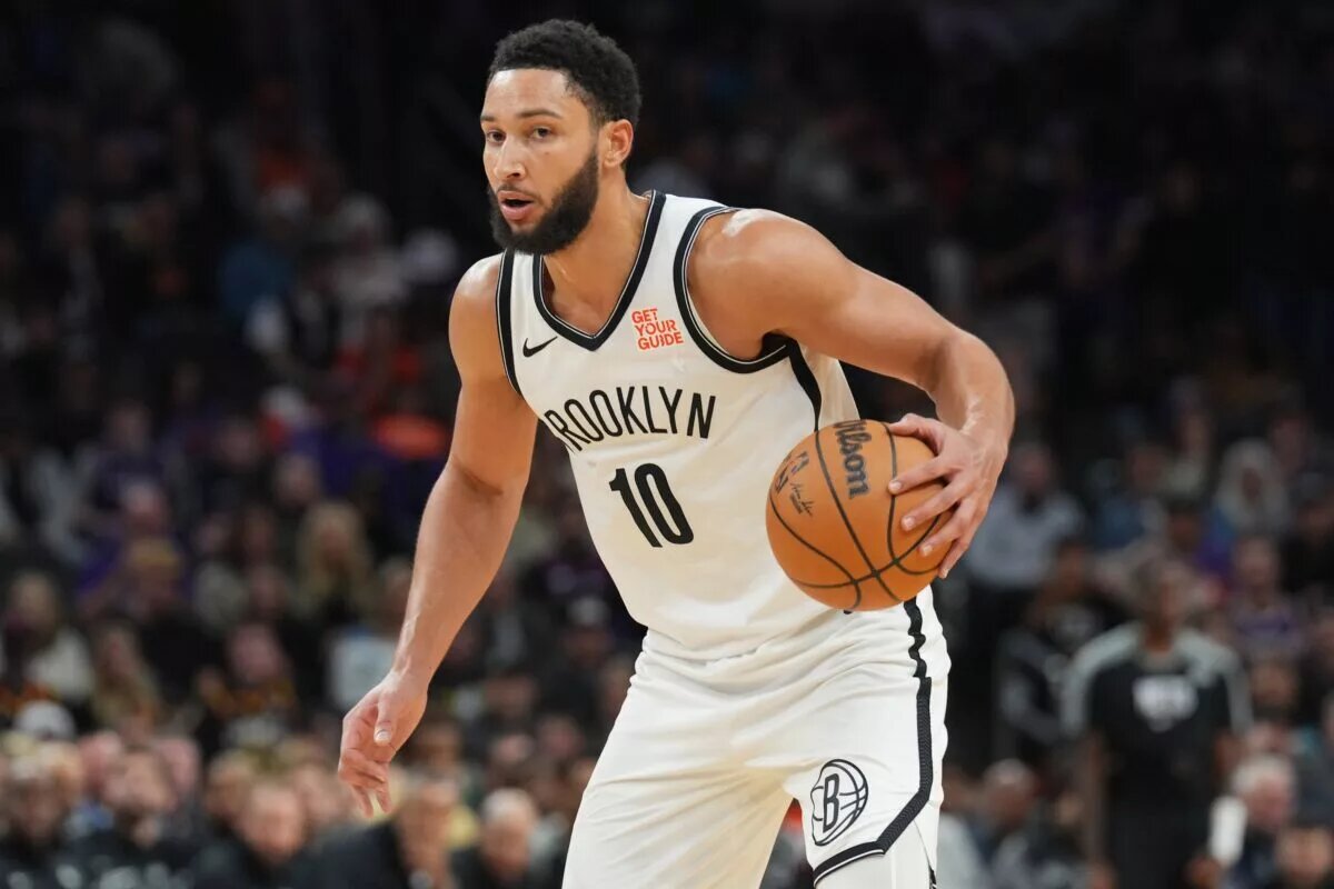 Nov 27, 2024; Phoenix, Arizona, USA; Brooklyn Nets guard Ben Simmons (10) dribbles against the Phoenix Suns during the second half at Footprint Center. Mandatory Credit: Joe Camporeale-Imagn Images