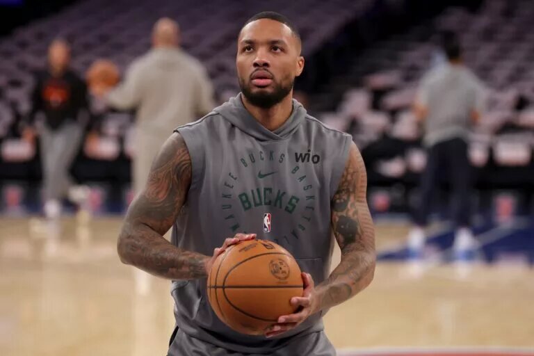 Milwaukee Bucks guard Damian Lillard