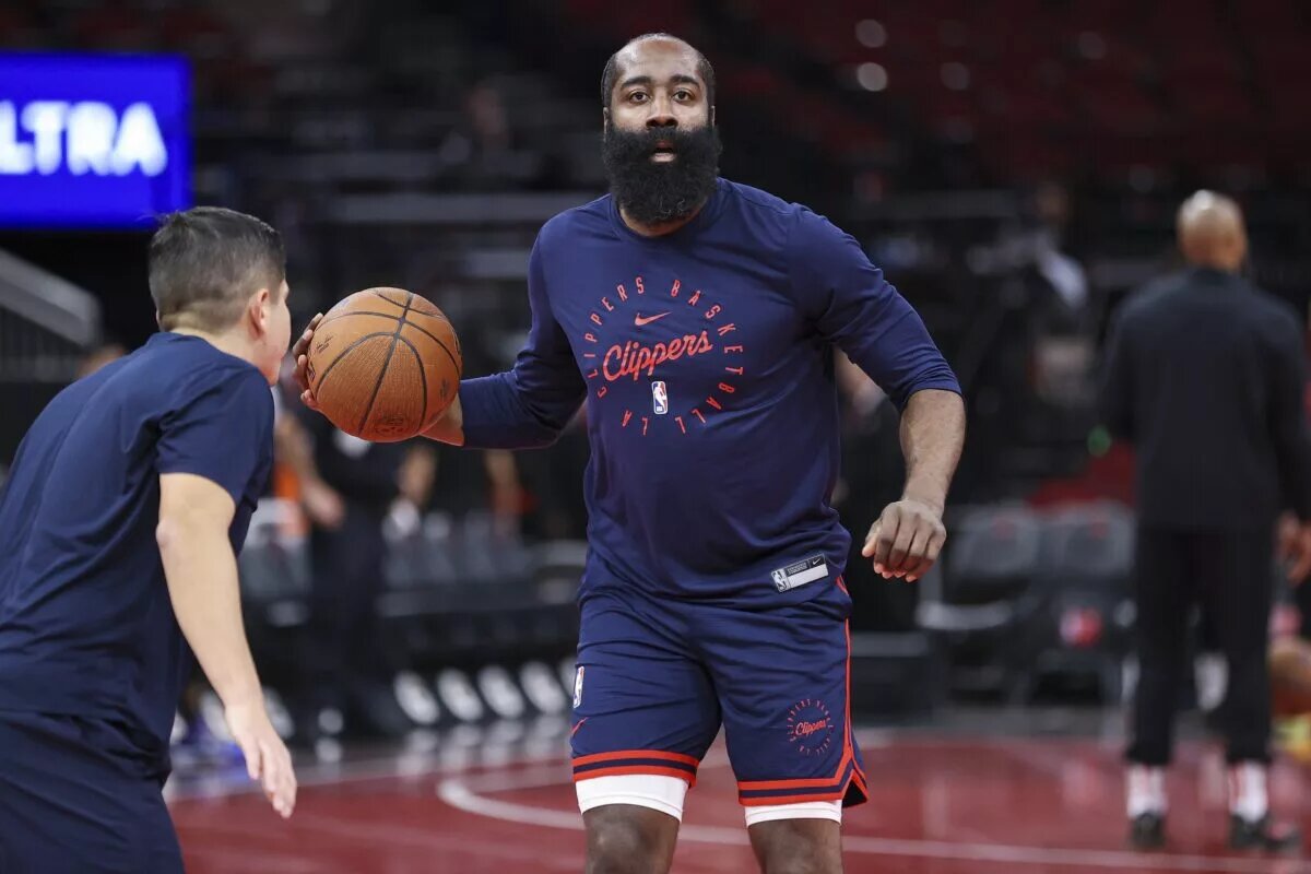 Nov 15, 2024; Houston, Texas, USA; Los Angeles Clippers guard James Harden (1) warms up before the game against the Houston Rockets at Toyota Center. Mandatory Credit: Troy Taormina-Imagn Images