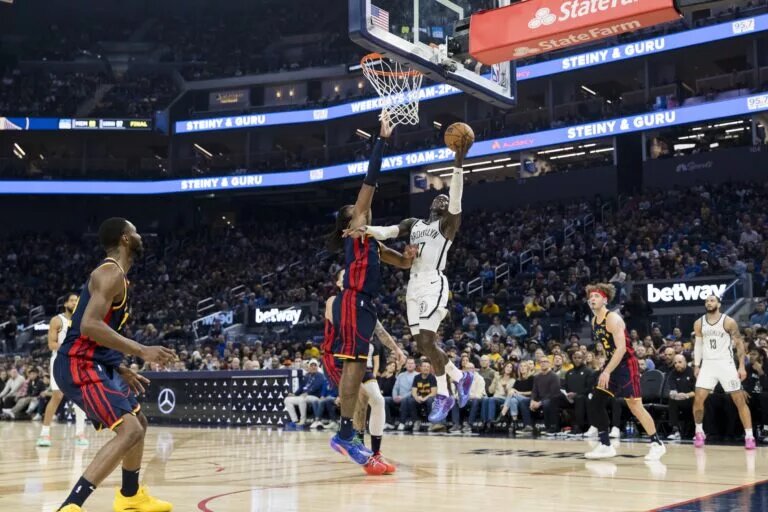 The Warriors could look to trade for Dennis Schroder.