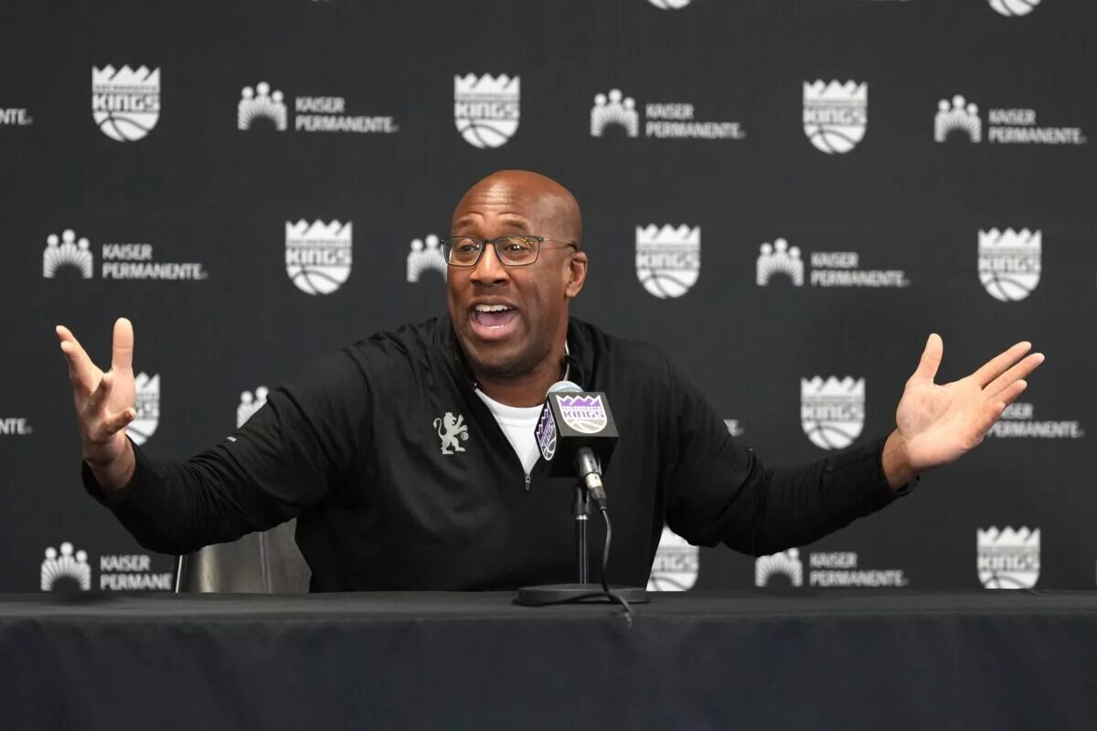 Sacramento Kings head coach Mike Brown addresses media