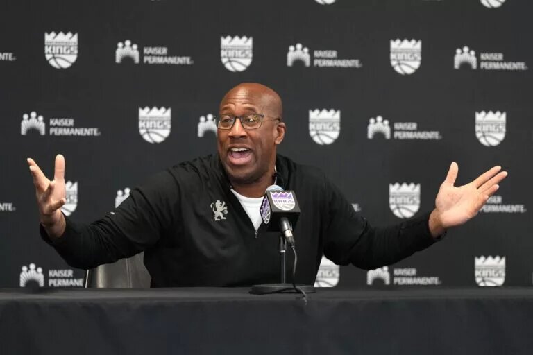 Sacramento Kings head coach Mike Brown addresses media
