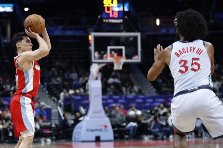 Yuki Kawamura hit a step-back three-pointer in a recent game.