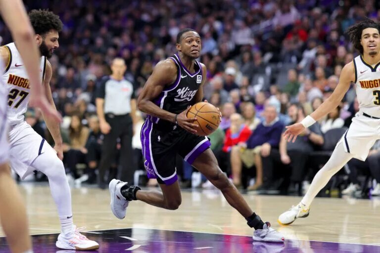 Sacramento Kings guard De'Aaron Fox