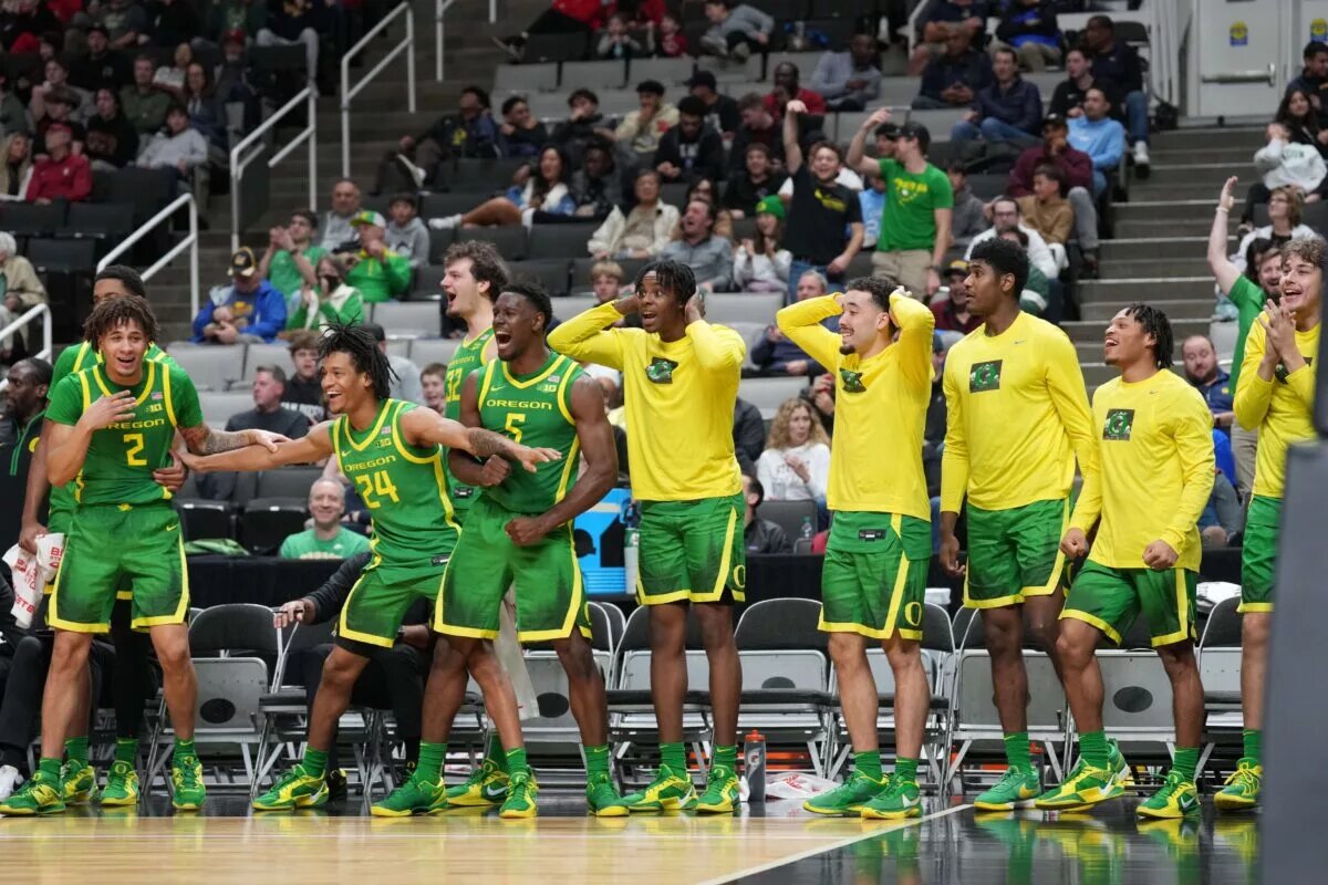 Oregon sits atop our Big Ten Power Rankings.