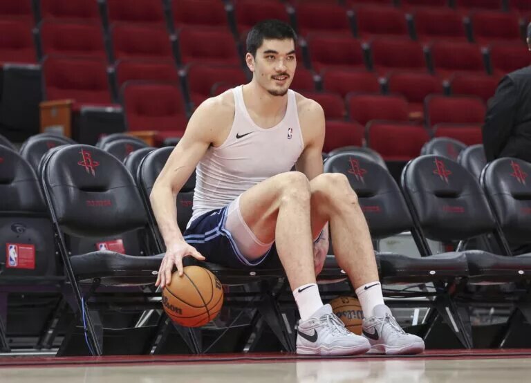 Memphis Grizzlies center Zach Edey