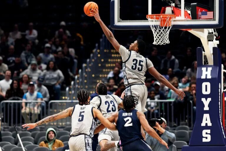 Georgetown Hoyas center Thomas Sorber