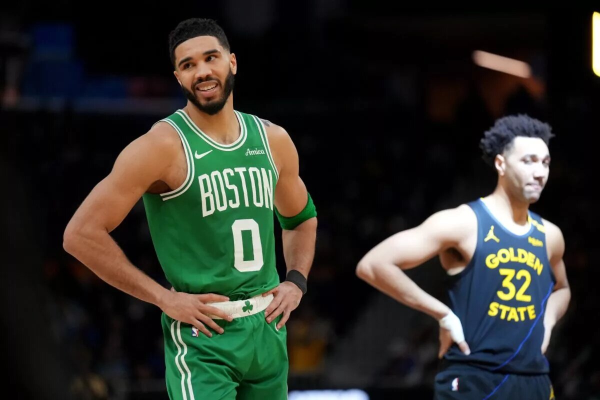 Jayson Tatum was seen avoiding Steve Kerr after a game against the Warriors.