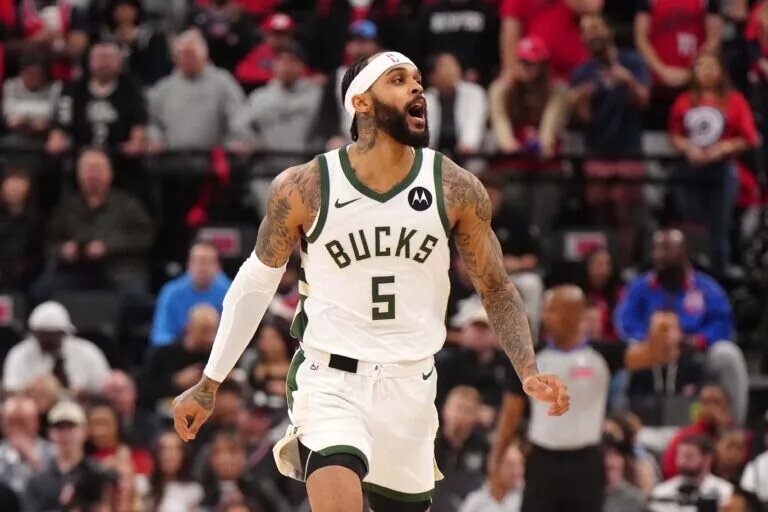 Milwaukee Bucks guard Gary Trent Jr. (5) reacts against the LA Clippers in the first half at Intuit Dome.