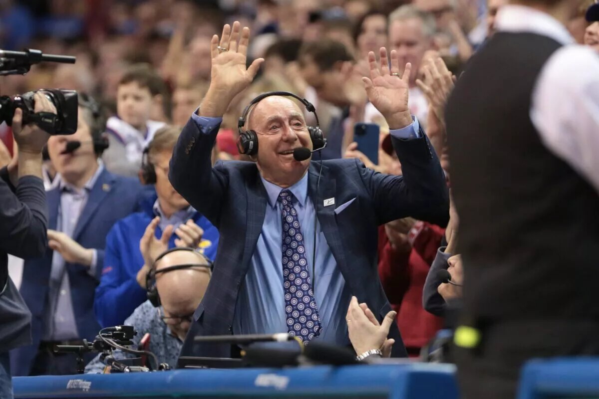 Dick Vitale is set to make his broadcasting return.