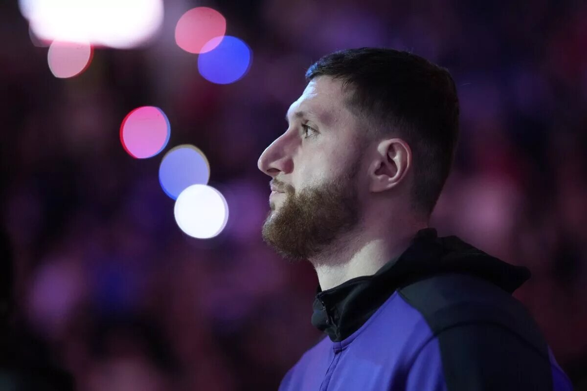 Jusuf Nurkic has been traded by the Suns to the Hornets