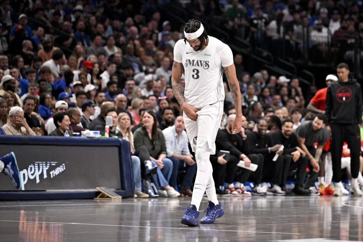 Dallas Mavericks star Anthony Davis after sustaining adductor injury