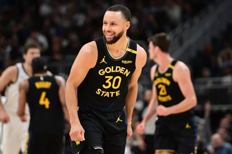 Stephen Curry of the Warriors, who are in thick of the West's Play-In race