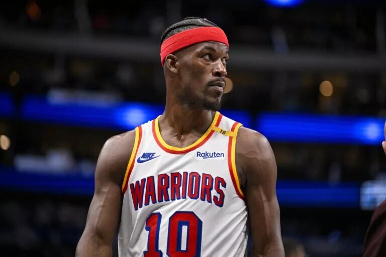 Feb 12, 2025; Dallas, Texas, USA; Golden State Warriors forward Jimmy Butler (10) in action during the game between the Dallas Mavericks and the Golden State Warriors at the American Airlines Center. Mandatory Credit: Jerome Miron-Imagn Images