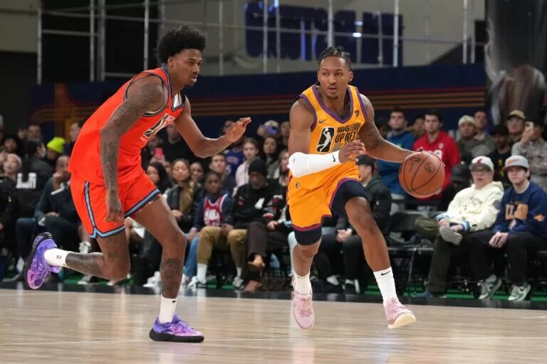 The Bulls signed G League standout Jahmir Young to a two-way contract.