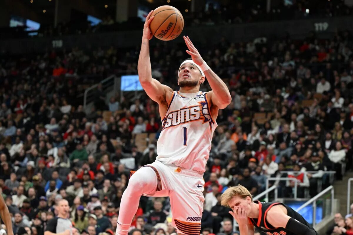 The Suns could rebuild but they shouldn't trade Devin Booker this offseason.