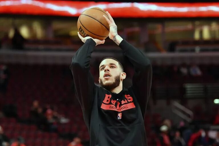 Feb 28, 2025; Chicago, Illinois, USA; Chicago Bulls forward Lonzo Ball (2) warms up prior to a game against the Toronto Raptors at the United Center. Mandatory Credit: Patrick Gorski-Imagn Images