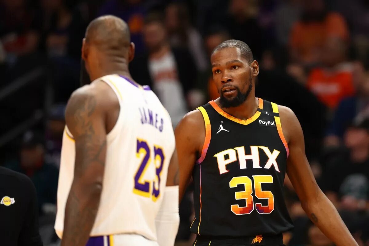 Phoenix Suns forward Kevin Durant and Los Angeles Lakers forward LeBron James