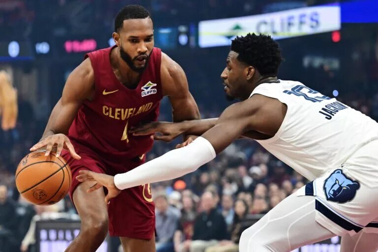 Evan Mobley has passed Jaren Jackson Jr as the favorite for the DPOY award