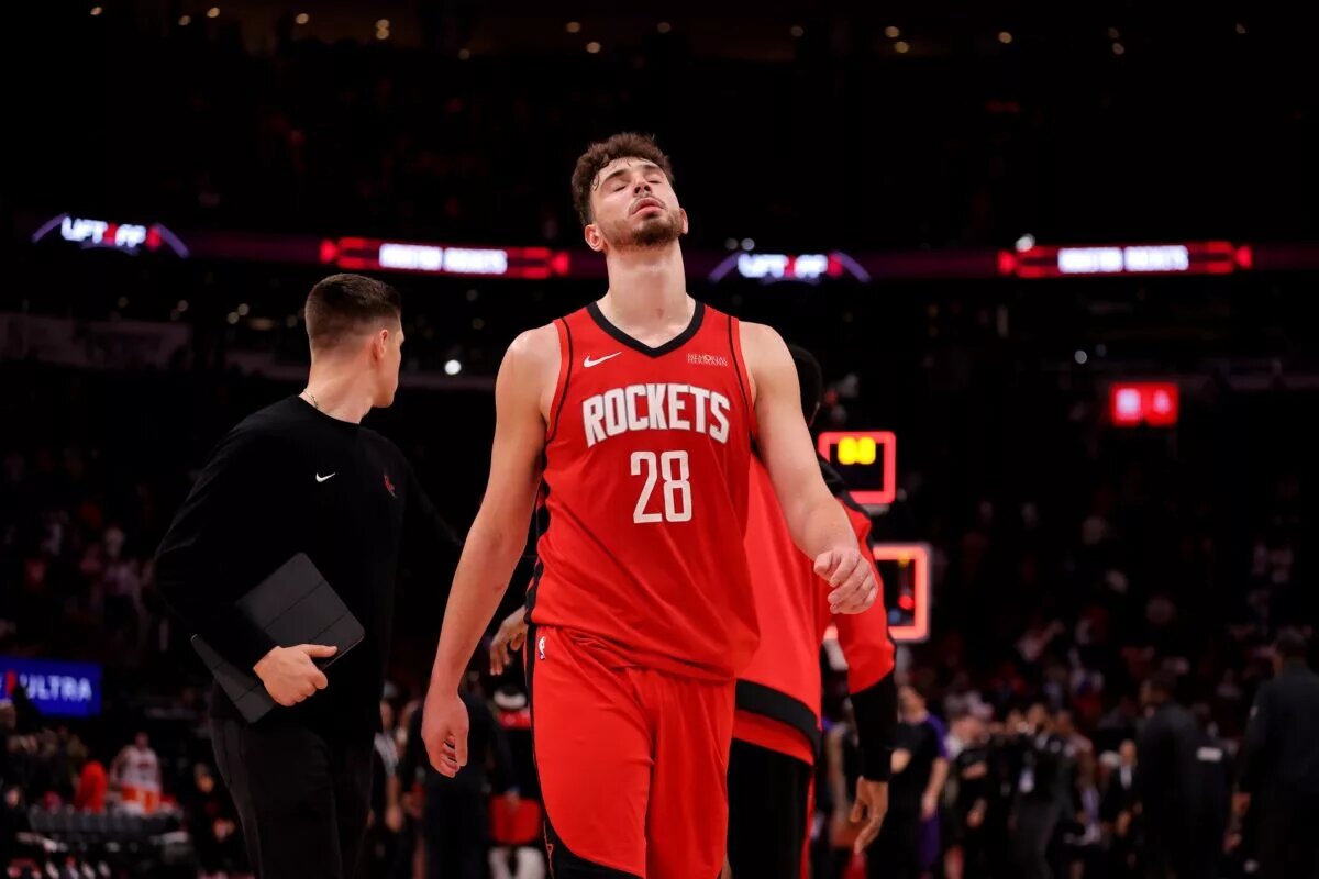 Houston Rockets center Alperen Sengun (28) leaves the court following the game against the Sacramento Kings at Toyota Center.