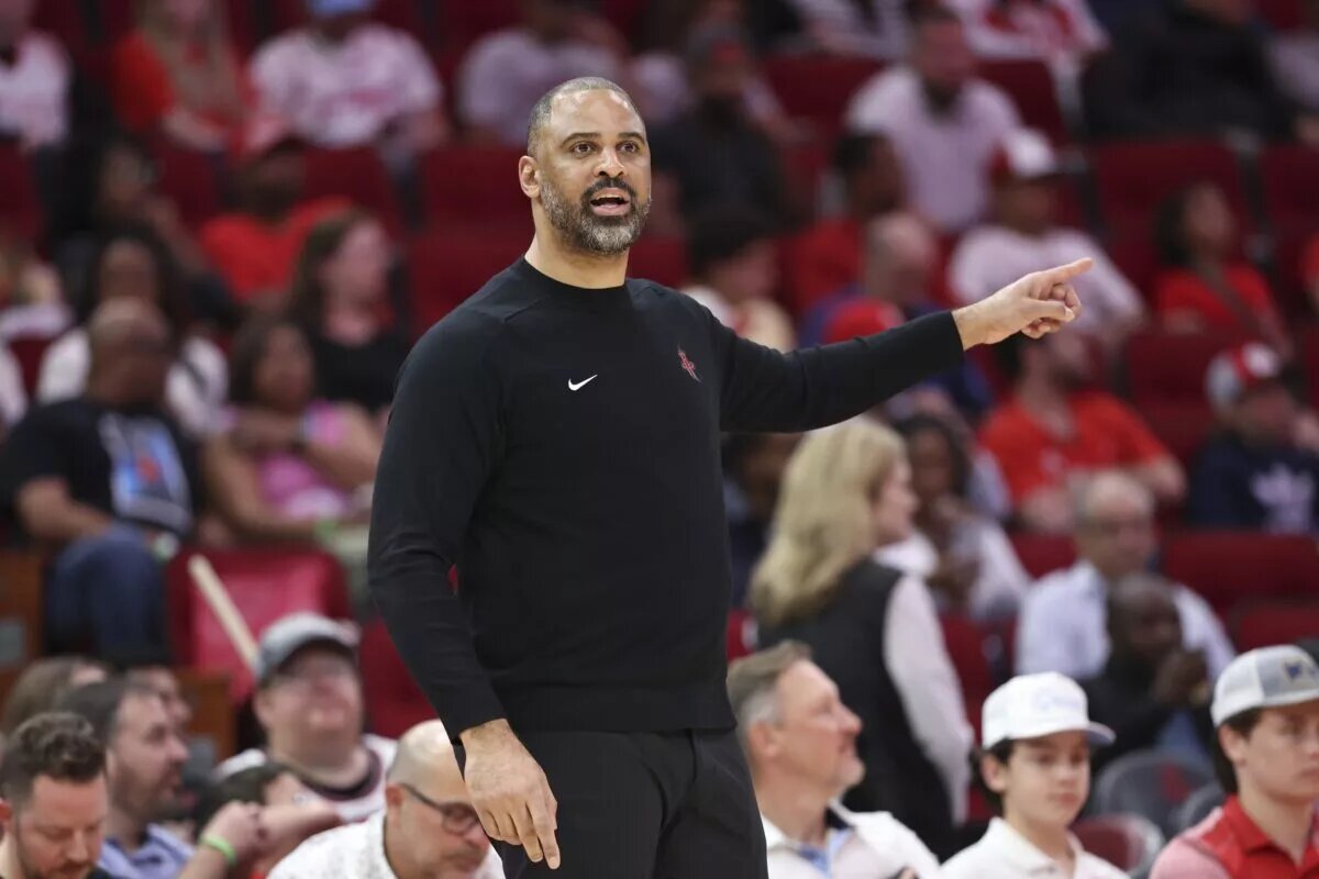 Mar 8, 2025; Houston, Texas, USA; Houston Rockets head coach Ime Udoka reacts during the second quarter against the New Orleans Pelicans at Toyota Center. Mandatory Credit: Troy Taormina-Imagn Images Amen Thompson injury