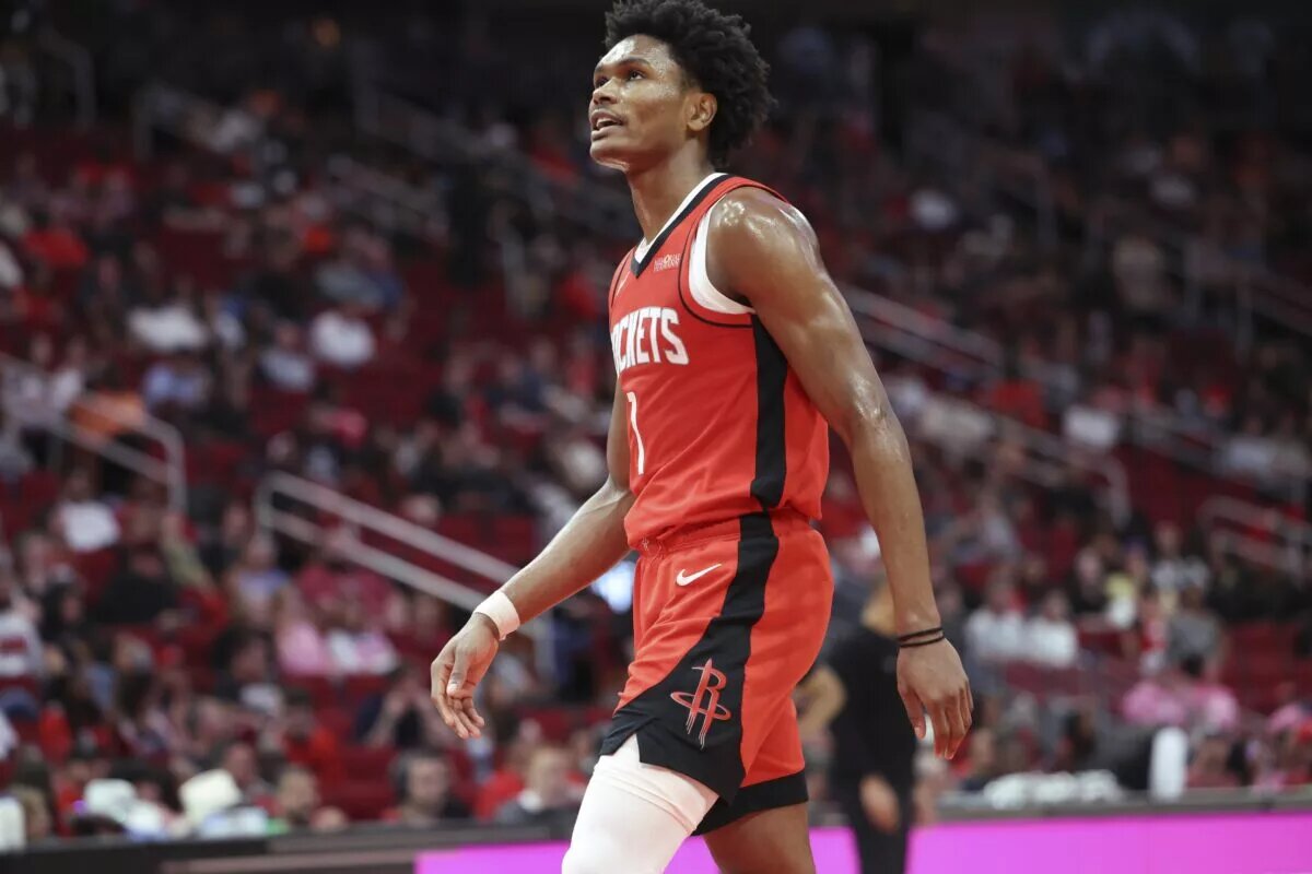 Amen Thompson is dealing with injury.
