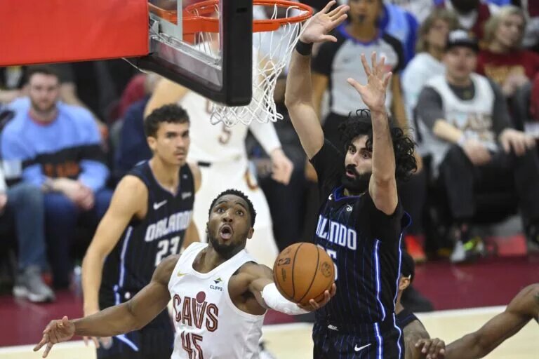 The Cavs can only lose one more game to win 70 games this season.