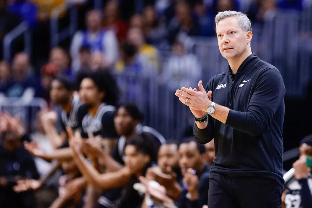 Virginia is hiring Ryan Odom.