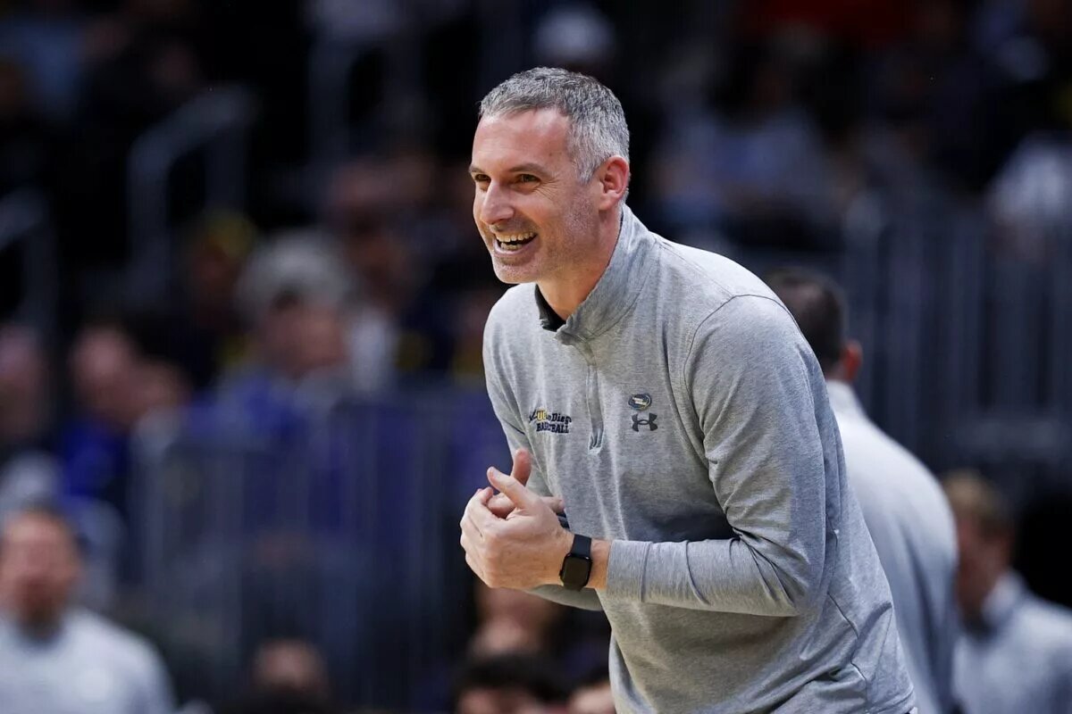 New Mexico hired Eric Olen.