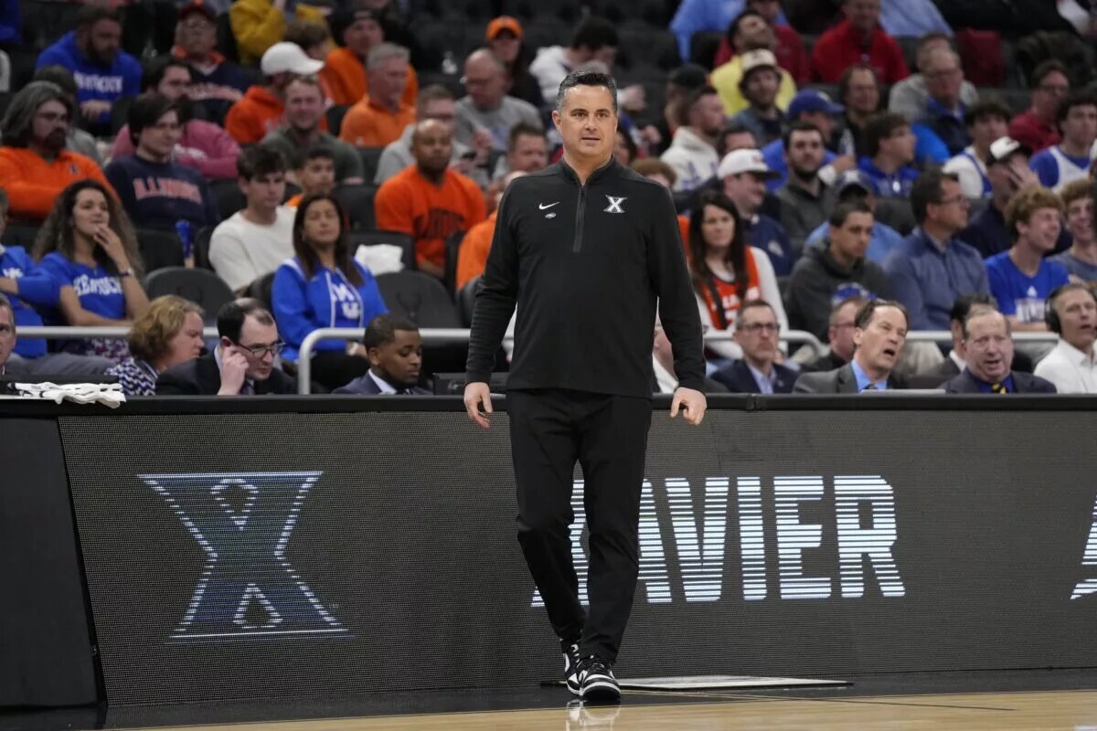Texas hired Sean Miller.