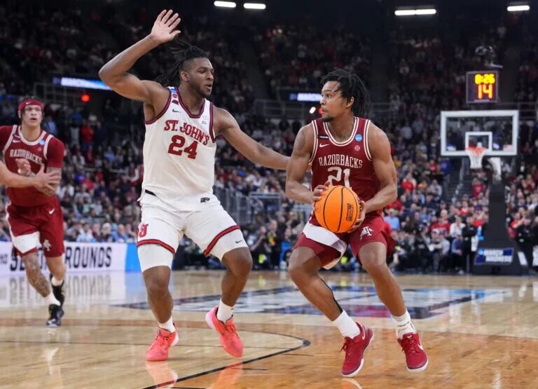 Arkansas upset St. John's.